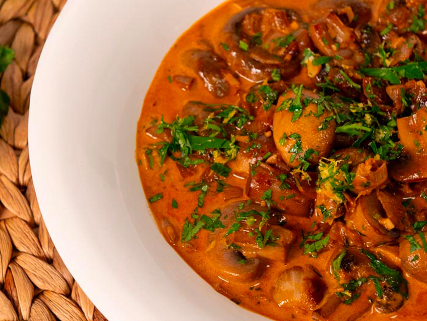 A close up image of creamy mushroom stroganoff.