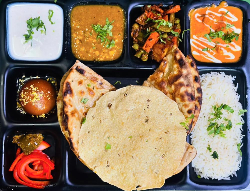 One of the many vegan thali options at Khao Piyo.